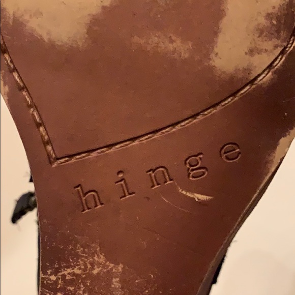 Hinge Booties - Picture 4 of 5